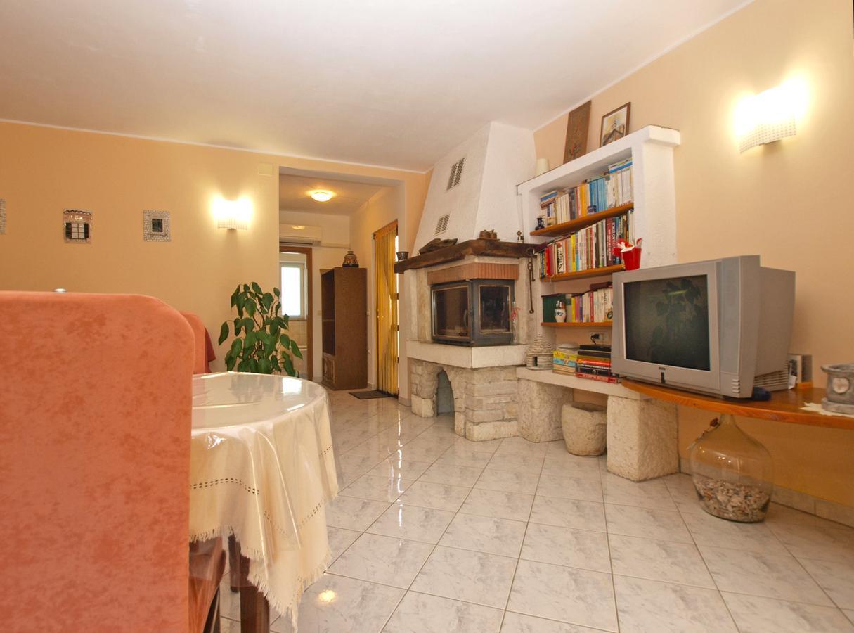 Apartments Vodnjanka 1656 Екстер'єр фото