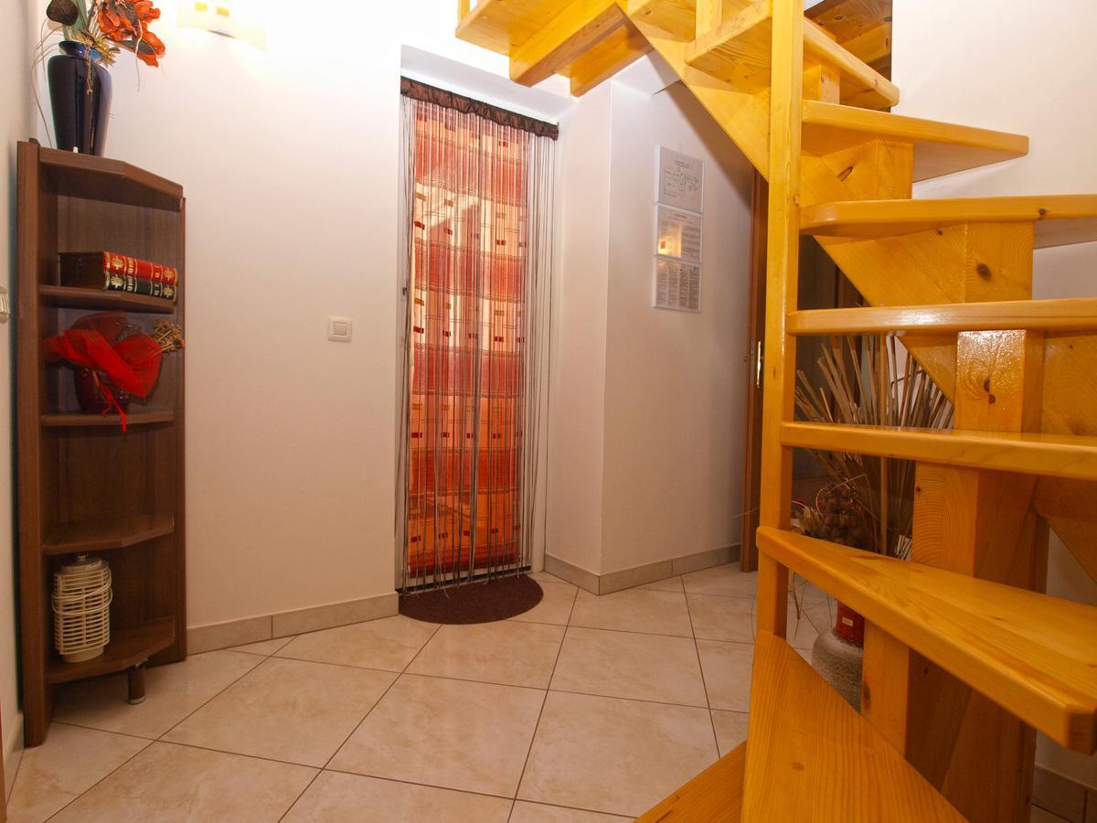 Apartments Vodnjanka 1656 Екстер'єр фото
