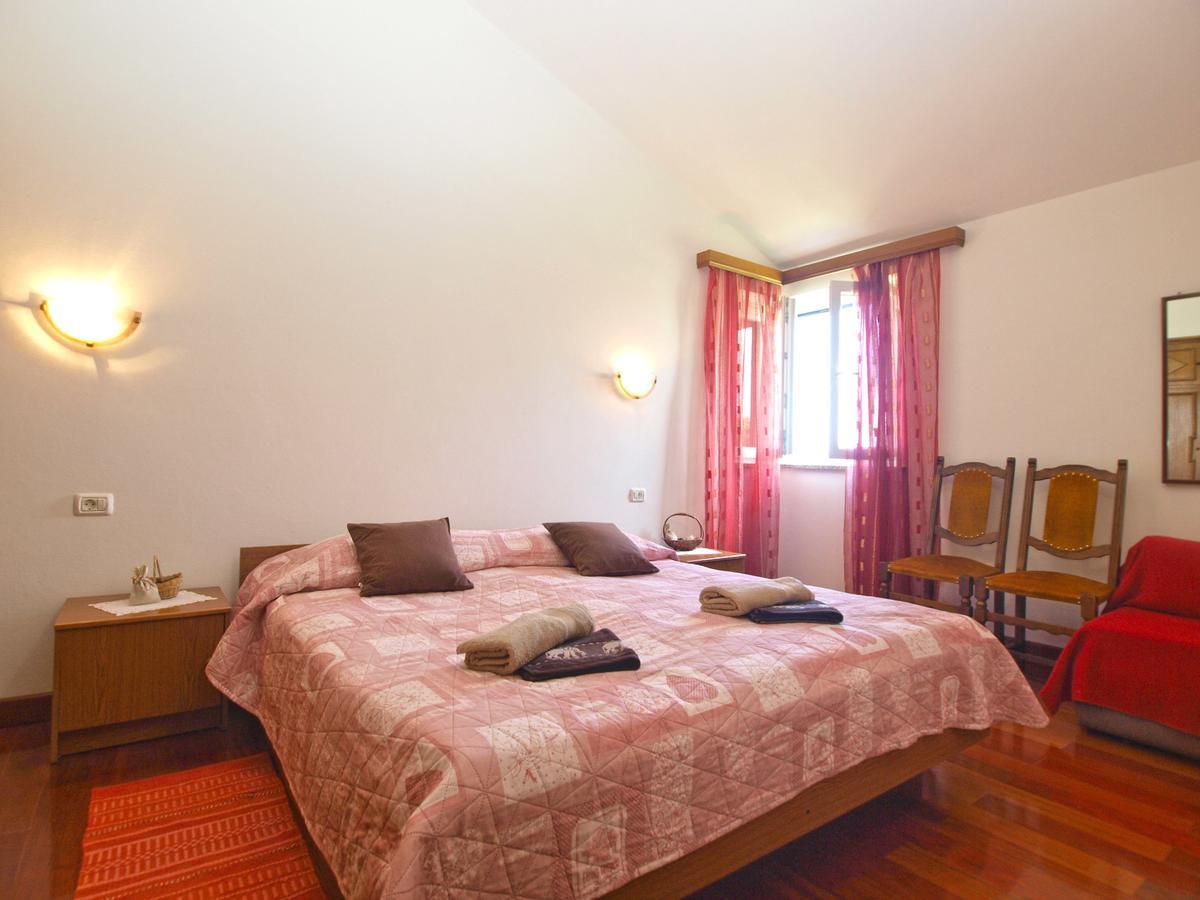 Apartments Vodnjanka 1656 Екстер'єр фото