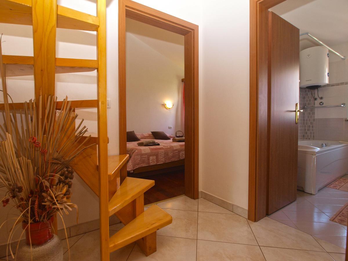 Apartments Vodnjanka 1656 Екстер'єр фото