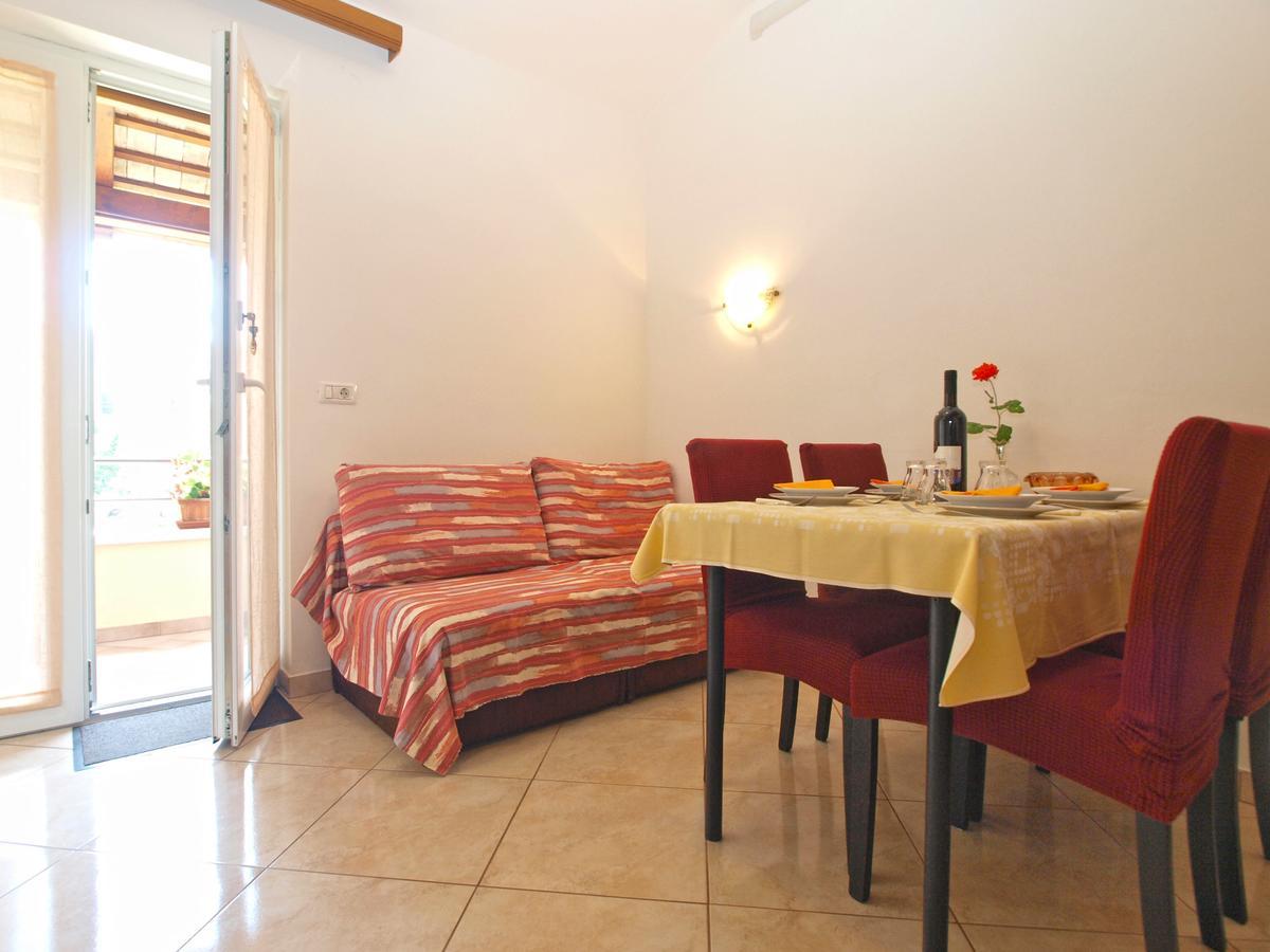 Apartments Vodnjanka 1656 Екстер'єр фото