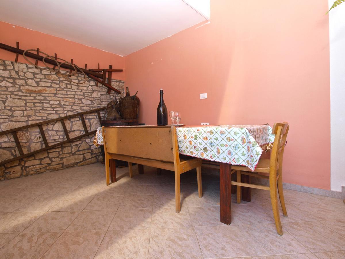 Apartments Vodnjanka 1656 Екстер'єр фото